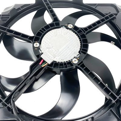 冷却システム ISO TS15949 認証 68143894AB オートエンジン ラジエーター扇風機