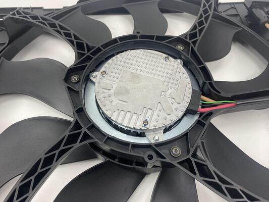 電動冷却ラジエーターファンのためにのために VW マルチバン 850W 7E0121205B 7E0121205J