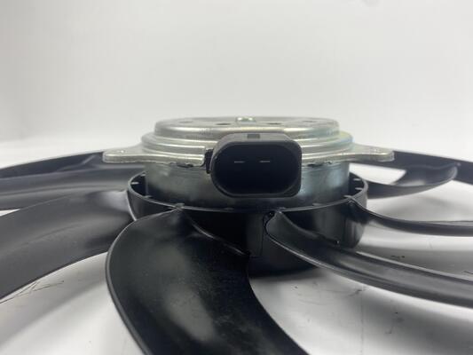 自動車エアコン 電動散熱器 冷却扇 オードイ A4L Q5 B8 B9 Q3 A5 C7 OEM 8K0959455G 自動車 A/C 冷却システム