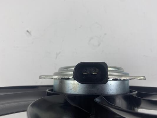 8K0959455G/8K0959455K 自動車用電子ラジエーター冷却扇 アウディ A4L B8 A5 A6 C7 A7 Q3 Q5 2.0T/2.5T メインファン 2007年