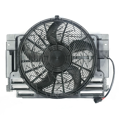 64546921381 64546921940 BMW X5 E53 400Wエンジンの冷却ファンアセンブリ取り替えのための電気冷却ファンアセンブリ